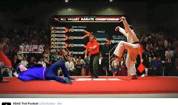 To Τwitter «γλεντάει» τον Φαν Χάαλ -Για τη βουτιά μπροστά στον διαιτητή [εικόνες] | iefimerida.gr 6