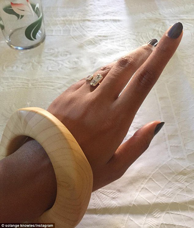 H αδελφή της Μπιγιονσέ έχασε τη βέρα της -Δίνει αμοιβή σε όποιον τη βρει [εικόνες]  | iefimerida.gr 5