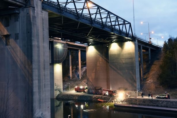 Τραγικό δυστύχημα στη Σουηδία: Mέλη βρετανικού συγκροτήματος βρήκαν ακαριαίο θάνατο [εικόνες & βίντεο] | iefimerida.gr 2