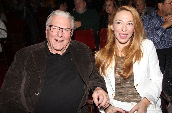 Παντρεύεται με πολιτικό γάμο στα 84 του χρόνια ο Κώστας Βουτσάς [εικόνες]  | iefimerida.gr 0