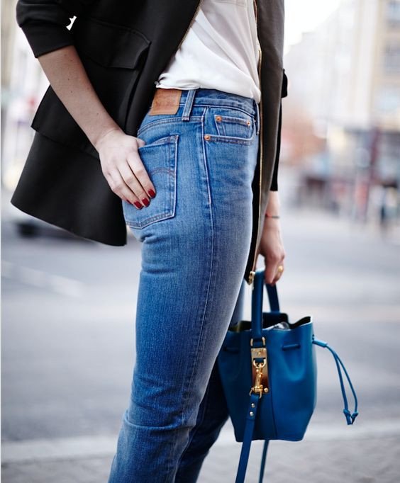 Τα skinny τζιν είναι πασέ -Τα νέα παντελόνια που χωρίζουν τα οπίσθια είναι μόδα [εικόνες] | iefimerida.gr 11