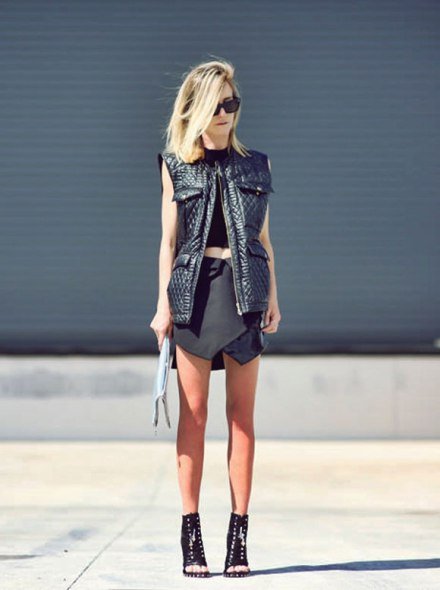 Wrap: Οι φούστες με τα κοψίματα που κάνουν τα πόδια να φαίνονται ατελείωτα [εικόνες] | iefimerida.gr 4