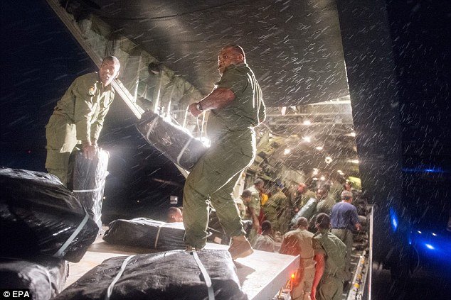 Νησιά Φίτζι: Xιλιάδες άνθρωποι στα καταφύγια μετά τον κυκλώνα-Φόβοι για επιδημίες [εικόνες] | iefimerida.gr 2