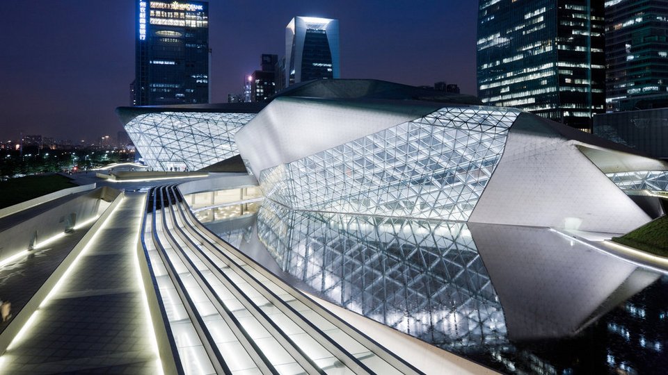 Πέθανε η αρχιτέκτονας Ζάχα Χαντίντ -Η τζίνιους του design [εικόνες] | iefimerida.gr 9