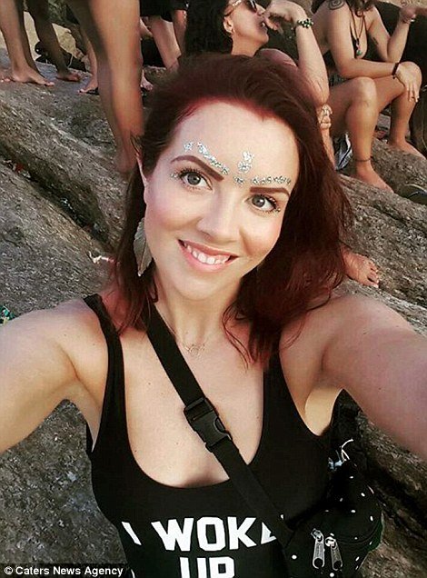 Παρουσιάστρια του BBC τα παράτησε όλα για να ταξιδέψει -Μετά από διπλή μαστεκτομή [εικόνες] | iefimerida.gr 9