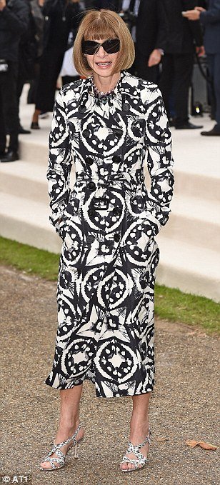 Ο «διάβολος» φορούσε... παλτό -Τα μοναδικά πανωφόρια της Αννα Γουίντορ [εικόνες] | iefimerida.gr 2