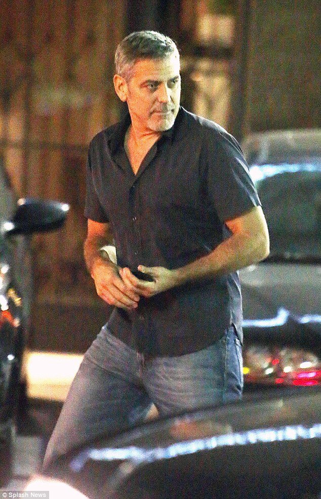 Οι φωτογραφίες του Τζορτζ Κλούνεϊ με την ξανθιά που φούντωσαν το κουτσομπολιό -Τι συμβαίνει πραγματικά [εικόνες] | iefimerida.gr 1