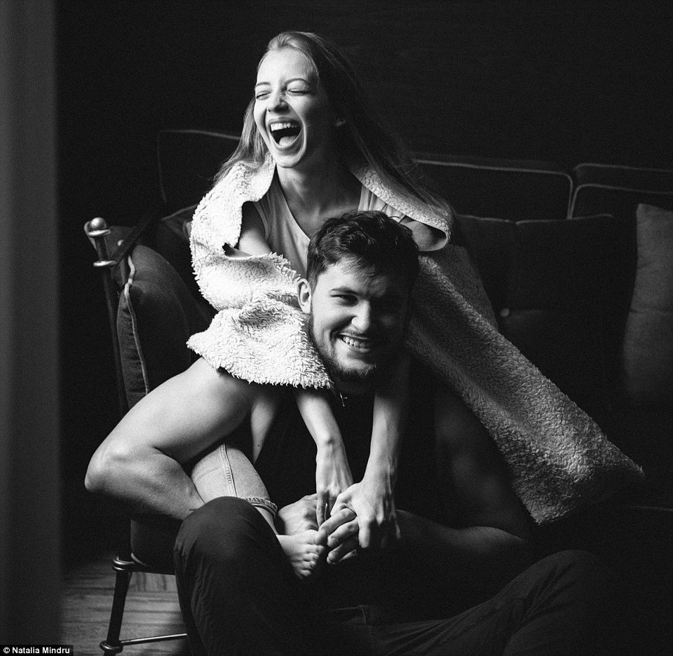 Ετσι μοιάζει η αληθινή αγάπη -Αγκαλιές, φιλιά και έρωτας [εικόνες] | iefimerida.gr 4