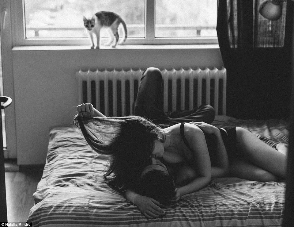 Ετσι μοιάζει η αληθινή αγάπη -Αγκαλιές, φιλιά και έρωτας [εικόνες] | iefimerida.gr 1