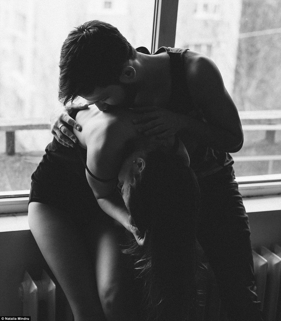 Ετσι μοιάζει η αληθινή αγάπη -Αγκαλιές, φιλιά και έρωτας [εικόνες] | iefimerida.gr 0