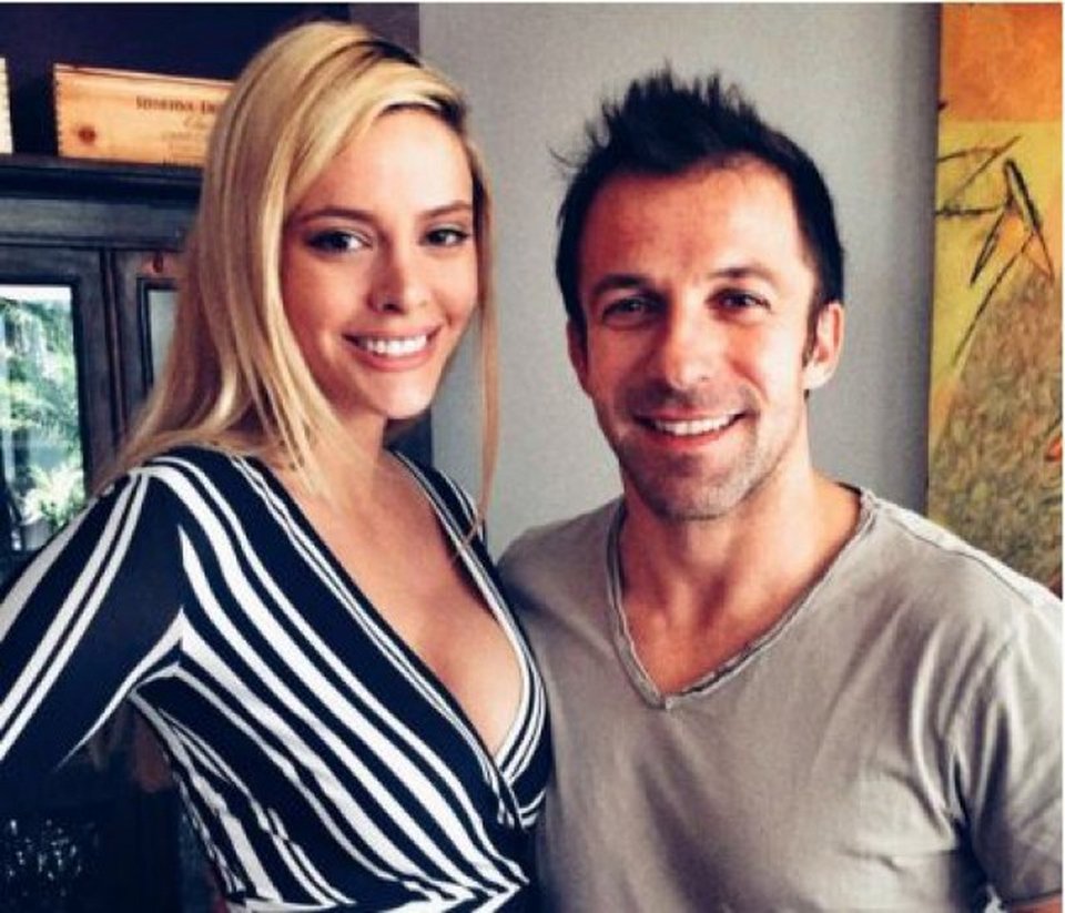 Η Ρία Αντωνίου «έκλεψε» την καρδιά του Αλεσάντρο Ντελ Πιέρο [εικόνες] | iefimerida.gr 0