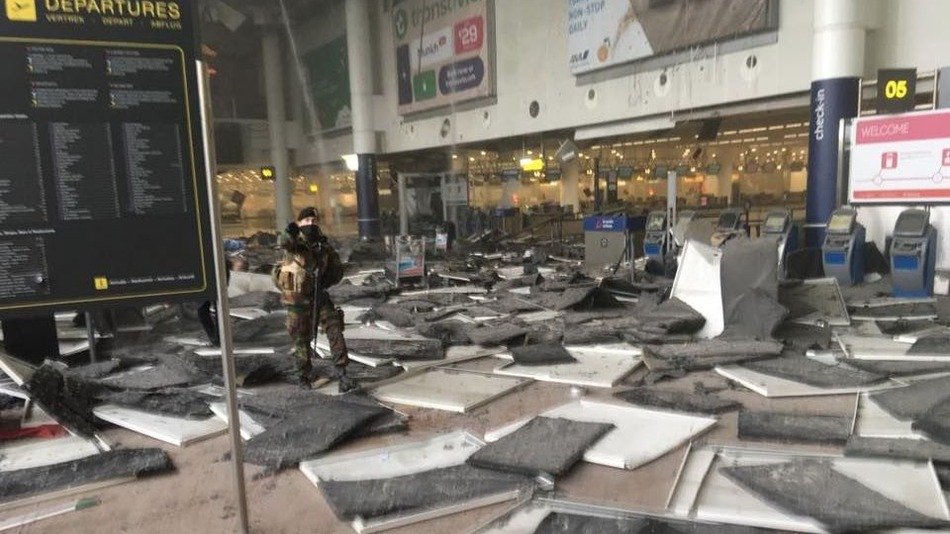 «Η έκρηξη έμοιαζε με το τέλος του κόσμου» -20χρονη τραυματίας περιγράφει τι έγινε μετά την επίθεση [εικόνες] | iefimerida.gr 5