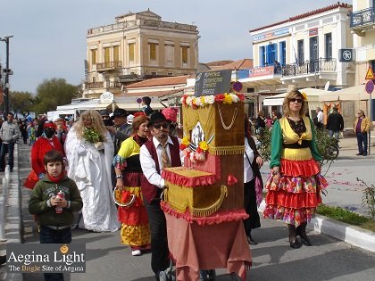Καθαρά Δευτέρα στον Σαρωνικό -Αίγινα, Υδρα, Σπέτσες, Πόρος, Μέθανα γεμάτα καρναβαλικές εκδηλώσεις [εικόνες] | iefimerida.gr 1
