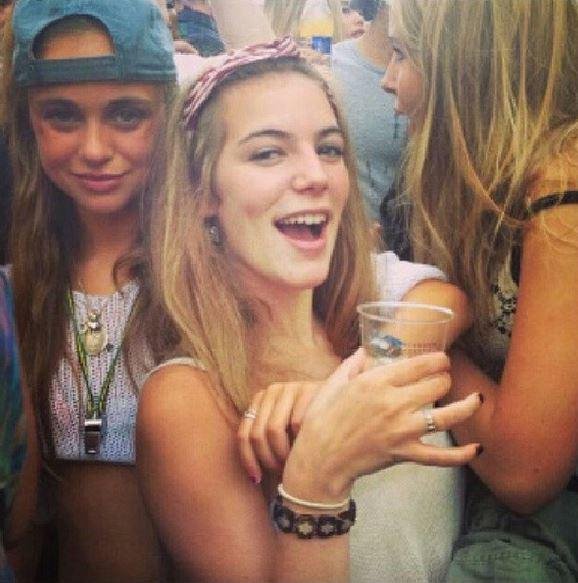 Αμέλια, ανιψιά της βασίλισσας Ελισάβετ, εξελέγη η ομορφότερη της οικογένειας [εικόνες] | iefimerida.gr 5