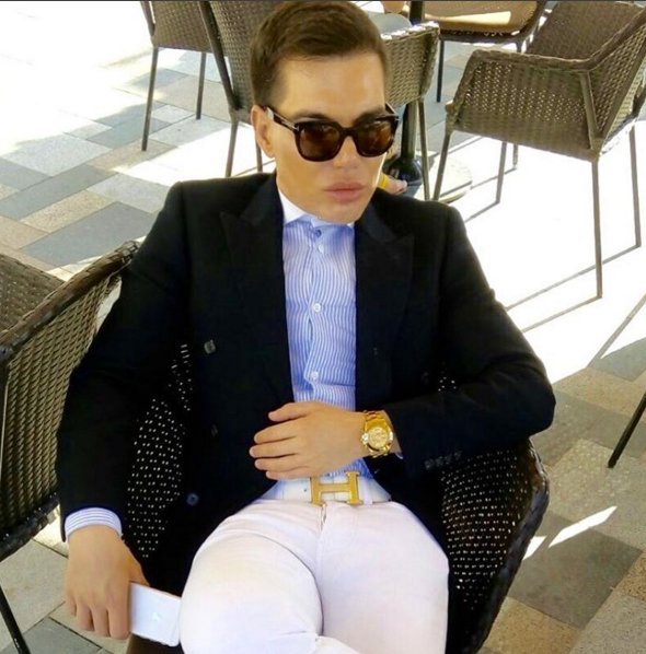 Ο άνδρας που μοιάζει με τον «Κεν» της Μπάρμπι -Εχει ξοδέψει 386.000 ευρώ σε 42 επεμβάσεις [εικόνες] | iefimerida.gr 11