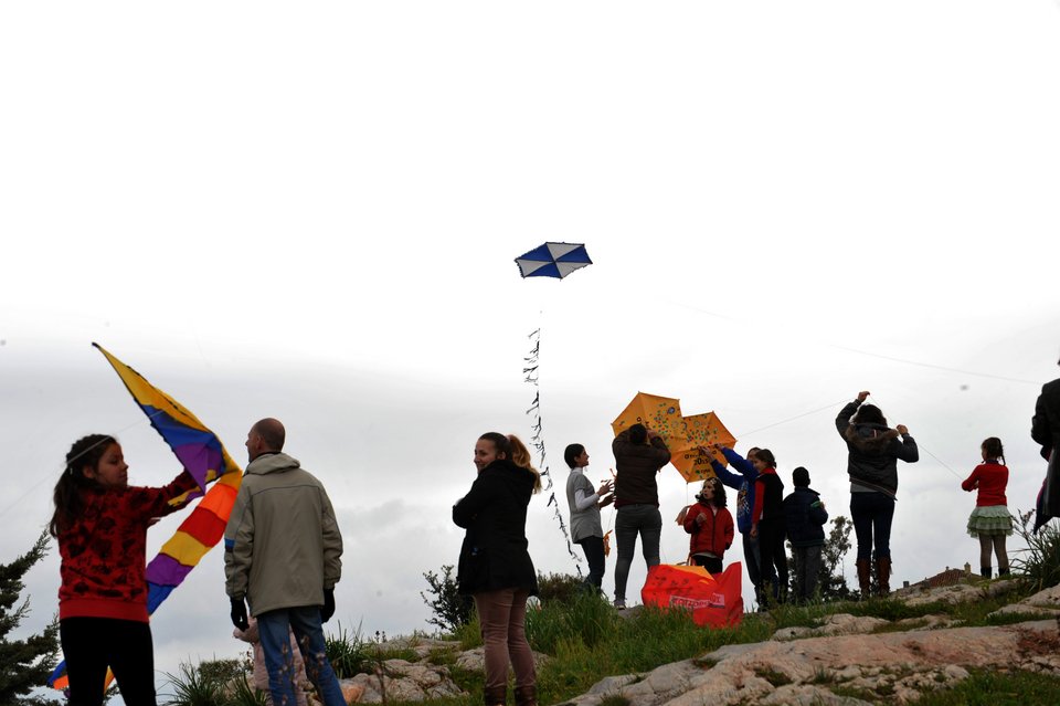 Ερχονται οι Κουδουναραίοι του Διστόμου - Γλυκερία και Σαλέας κορυφώνουν το αποκριάτικο πάρτι της Αθήνας [πρόγραμμα]   | iefimerida.gr 4