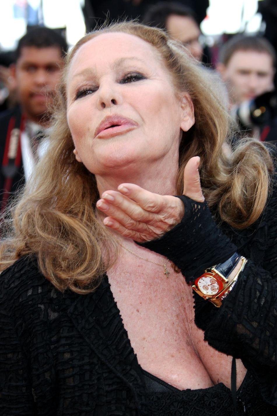 Ούρσουλα Αντρες, η γυναίκα που καταβρόχθιζε τα αρσενικά [εικόνες] | iefimerida.gr 20