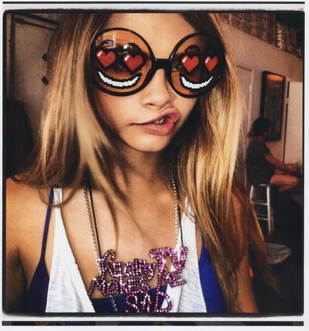 Τα πήρε όλα και έφυγε -Η Κάρα Ντελεβίν παράτησε το μόντελινγκ στο πικ της καριέρας της [εικόνες] | iefimerida.gr 0