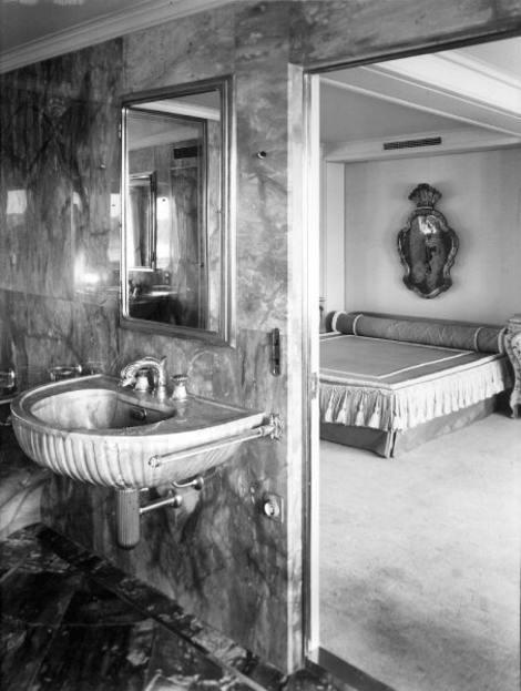 Μέσα στο γιοτ του Αριστοτέλη Ωνάση: Διάσημοι, ισχυροί και πρωτοφανείς έρωτες [εικόνες] | iefimerida.gr 5