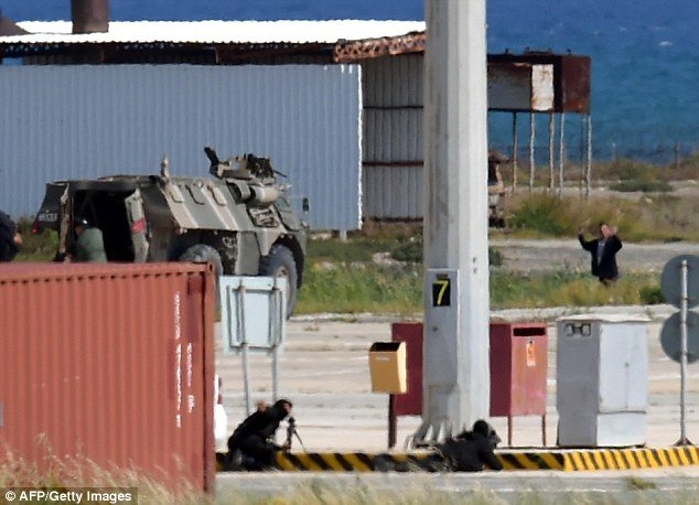 Μαρίνα Παράσχου, η πρώην σύζυγος του αεροπειρατή της Egypt Air: Ηταν βίαιος, ζούσα έναν εφιάλτη [εικόνες] | iefimerida.gr 2