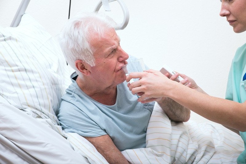 Δυσφαγία: Οταν δεν μπορείς να καταπιείς και πνίγεσαι ακόμη και με το σάλιο σου...  [εικόνες] | iefimerida.gr 5