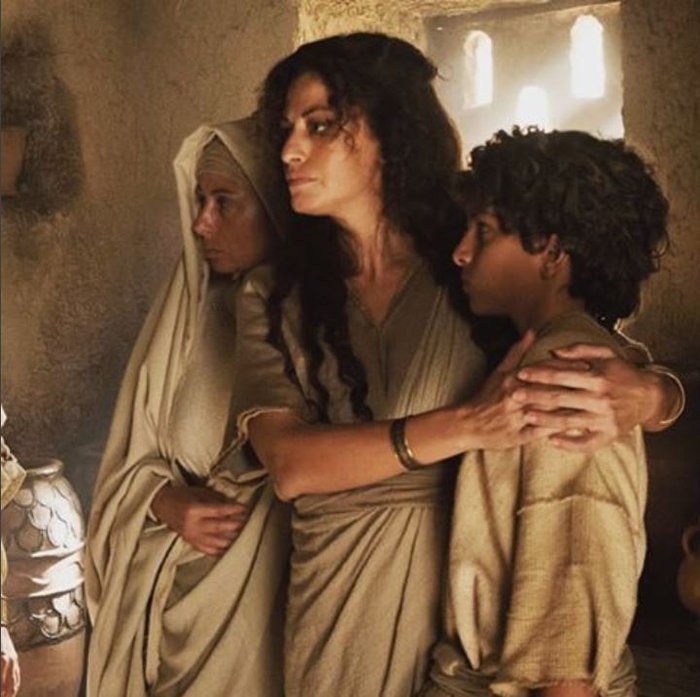 Αλλος ένας διεθνής ρόλος για την Δωροθέα Μερκούρη -Πρωταγωνιστεί σε ταινία για τον Ιησού [εικόνες] | iefimerida.gr 0