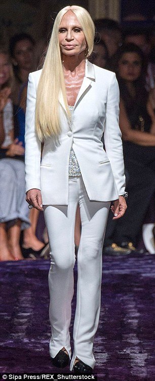 Αλέγκρα, η μοναδική κληρονόμος του Οίκου Versace -Μια τραγική ιστορία [εικόνες] | iefimerida.gr 14