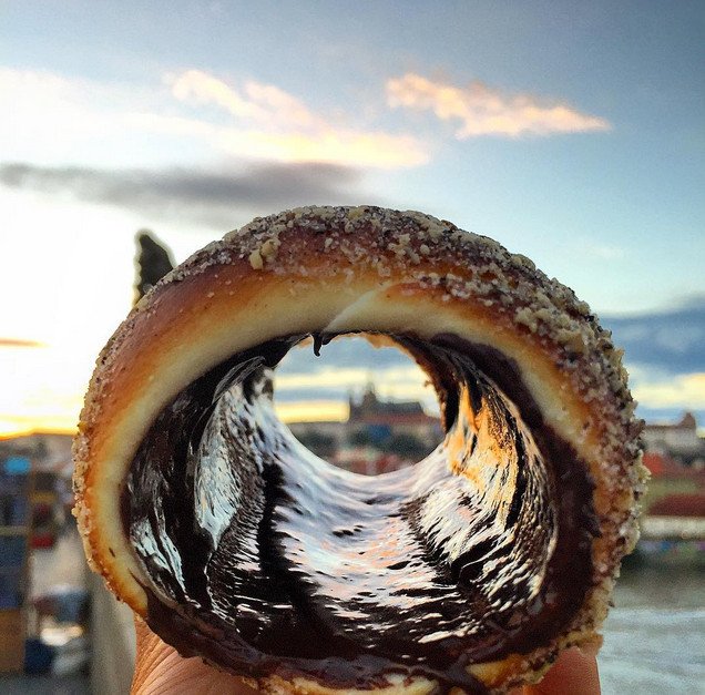 Doughnut: Ντόνατς και παγωτό σε ένα -Το γλυκό που έχει τρελάνει τους πάντες [εικόνες] | iefimerida.gr 7