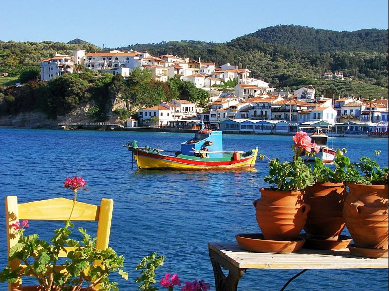 Το κρυμμένο ταξιδιωτικό διαμάντι της Ευρώπης -Το «άγνωστο» Κοκκάρι της Σάμου [εικόνες] | iefimerida.gr 1