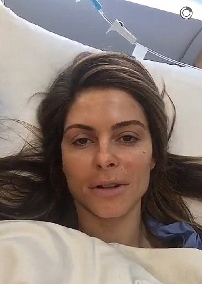 Η Μαρία Μενούνος έκανε εξωσωματική και πόσταρε από το νοσοκομείο [εικόνες]  | iefimerida.gr 1