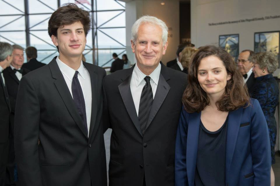 Η 27χρονη εγγονή της Τζάκι Κένεντι Ωνάση είναι ολόιδια η γιαγιά της! [εικόνες] | iefimerida.gr 7