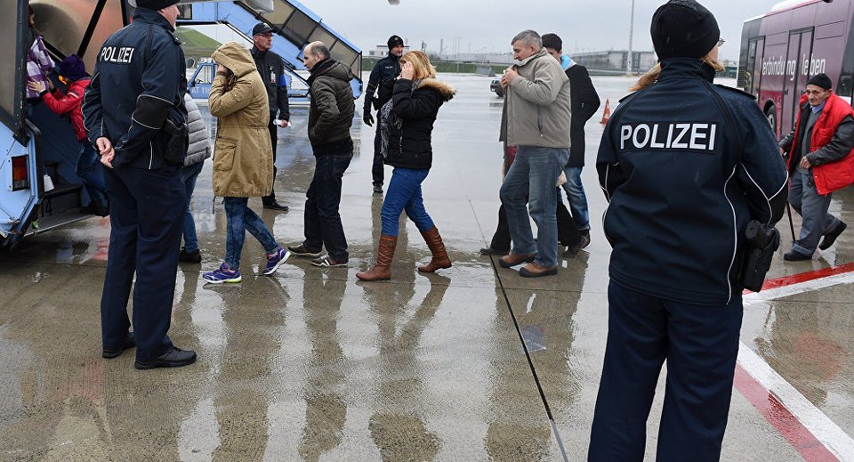 Politico: Οι 7 «βρώμικες» λέξεις της μεταναστευτικής κρίσης στην Ευρώπη | iefimerida.gr 3
