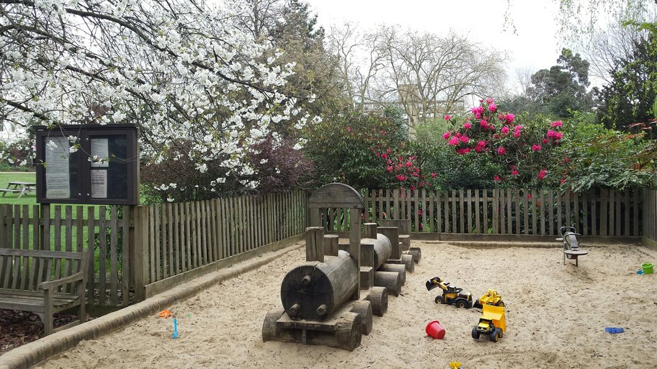 Νότινγκ Χιλ, γνωρίστε την ωραιότερη συνοικία του Λονδίνου [εικόνες] | iefimerida.gr 10