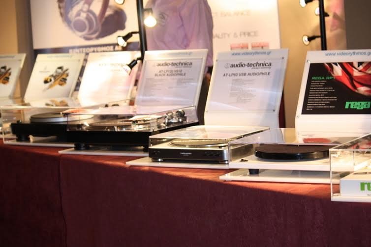  Vinyl is Back: Η 7η διοργάνωση θα γίνει στο Μουσείο Αυτοκινήτου – Αφιερώματα: 90s και Μπόουι [εικόνες] | iefimerida.gr 5