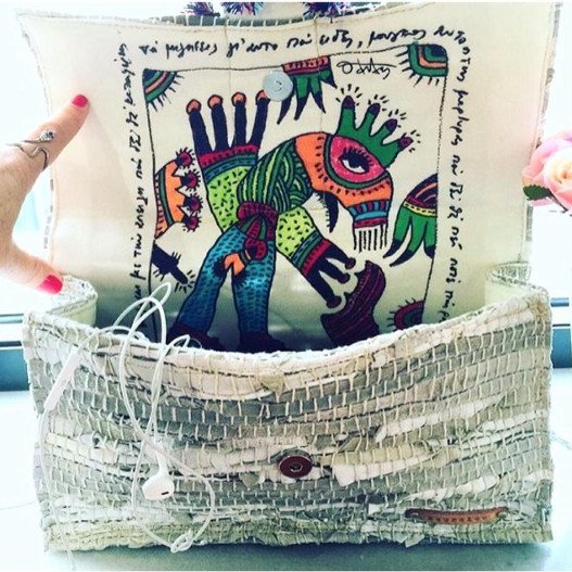 Το iD εγκαινιάζει τα concept αφιερώματα iDentities -Πρώτος καλεσμένος ο Θ. Λάλας [εικόνες] | iefimerida.gr 0