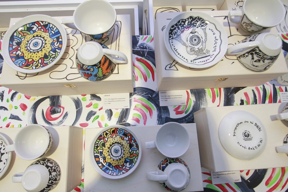 Το iD εγκαινιάζει τα concept αφιερώματα iDentities -Πρώτος καλεσμένος ο Θ. Λάλας [εικόνες] | iefimerida.gr 1