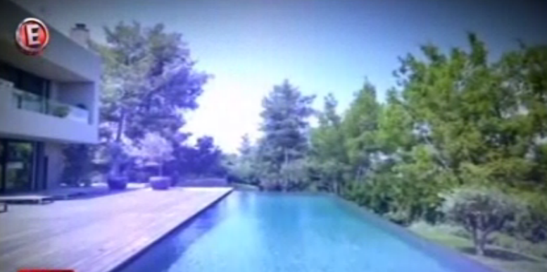 Αυτή είναι η νέα μίνιμαλ βίλα των 1.000 τ.μ. της Μενεγάκη -Μετακομίζει με τον Ματέο στο Καστρί [εικόνες] | iefimerida.gr 1