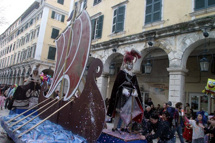 Η Κέρκυρα μετατρέπεται σε «Βενετία του 18ου αιώνα» [εικόνες] | iefimerida.gr 3