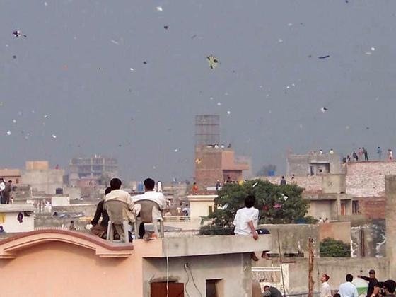 Οταν αμολούν καλούμπα σε άλλα μέρη της Γης -Το έθιμο του χαρταετού [εικόνες] | iefimerida.gr 14