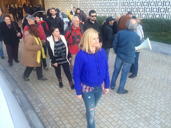 Ντου στο Χίλτον από Λαφαζάνη, Στρατούλη, Ραχήλ–«Αλέξη στο ελικόπτερο ποιος θα μπει;» [εικόνες] | iefimerida.gr 13