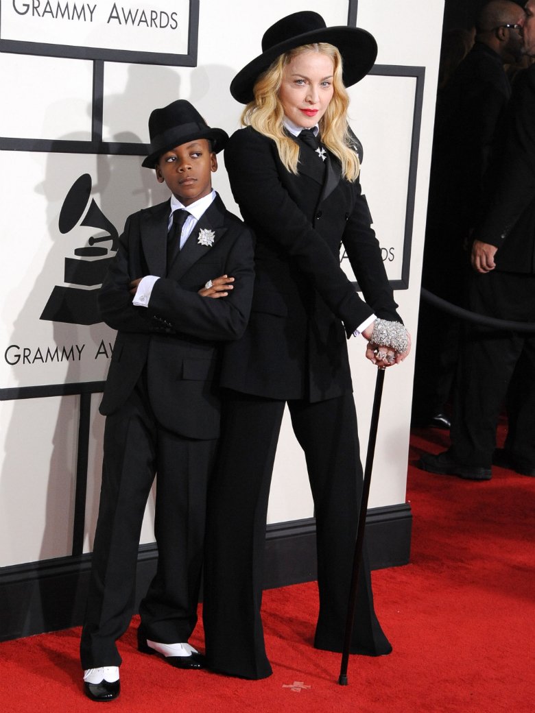 Η Μαντόνα έχει πρόβλημα και με τον υιοθετημένο γιο της [εικόνες] | iefimerida.gr 6