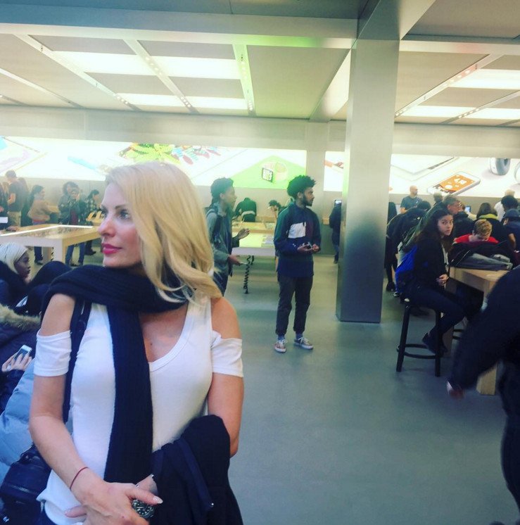 Κούλουμα στη Νέα Υόρκη για την Ελένη Μενεγάκη -Εκδρομή για ψώνια [εικόνες] | iefimerida.gr 0