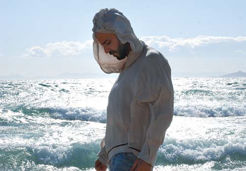 Drinking Vinyl – O Μιχάλης Δέλτα παίζει αυτό το Σάββατο μουσική στο Ρομάντσο δικά του βινύλια [εικόνες] | iefimerida.gr 0