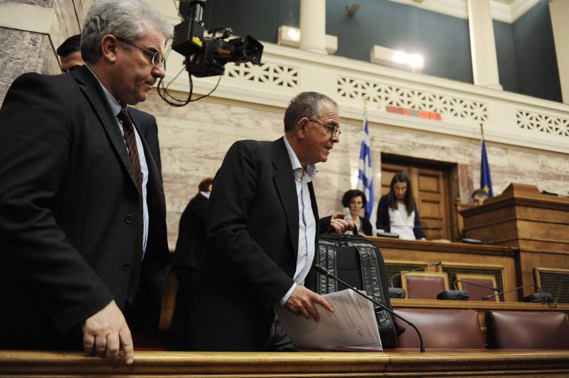 Αρχισαν τα όργανα στον ΣΥΡΙΖΑ: Αντιδρούν βουλευτές για το προσφυγικό -Εκτακτο κυβερνητικό συμβούλιο συγκαλεί ο Τσίπρας | iefimerida.gr 0