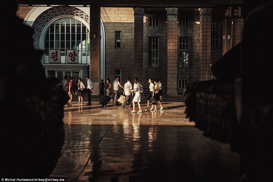 Ετσι ζουν στη Β. Κορέα -25 εκπληκτικές φωτογραφίες από την καθημερινότητα των κατοίκων [εικόνες] | iefimerida.gr 4