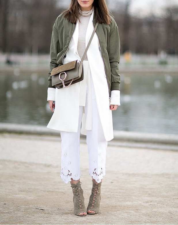 Bomber jacket -Αυτό είναι το μπουφάν που θα φορεθεί όσο κανένα φέτος την άνοιξη [εικόνες] | iefimerida.gr 1