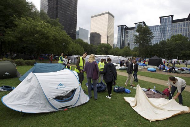 Ποιος είναι ο τρομοκράτης με το καπελάκι –Δημοσιογράφος, Bέλγος, σκληρός ισλαμιστής [εικόνες] | iefimerida.gr 6