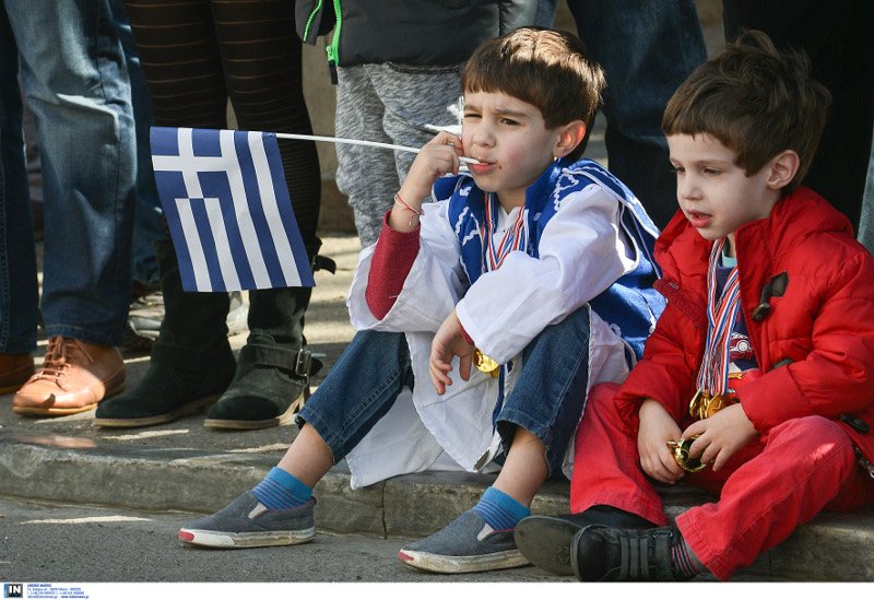 Παρέλαση 25ης Μαρτίου: Με τανκς, drones και παράπονα στον Παυλόπουλο [εικόνες] | iefimerida.gr 25