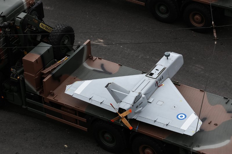 Παρέλαση 25ης Μαρτίου: Με τανκς, drones και παράπονα στον Παυλόπουλο [εικόνες] | iefimerida.gr 2