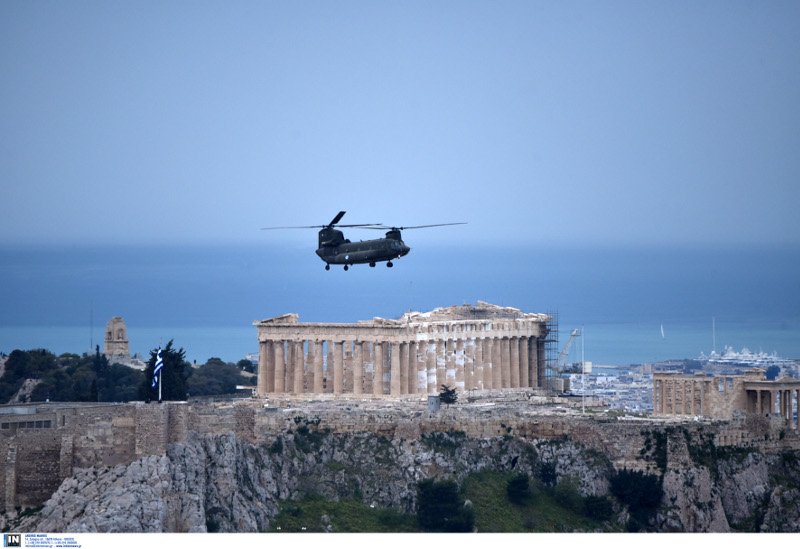 Παρέλαση 25ης Μαρτίου: Με τανκς, drones και παράπονα στον Παυλόπουλο [εικόνες] | iefimerida.gr 8